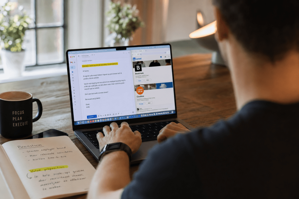 Hoe schrijf je een overtuigende pitchmail of LinkedIn-bericht om direct ZZP opdrachten binnen te halen bij bedrijven?